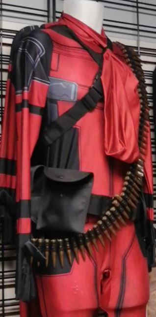 Marvel Deadpool Deluxe Costume - SHIPS NEXT DAY